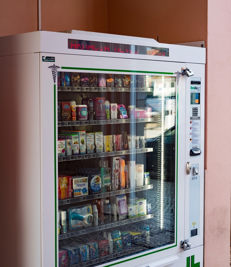 Bizarre Vending Machines From All Around the World | Alamy Stock Photo