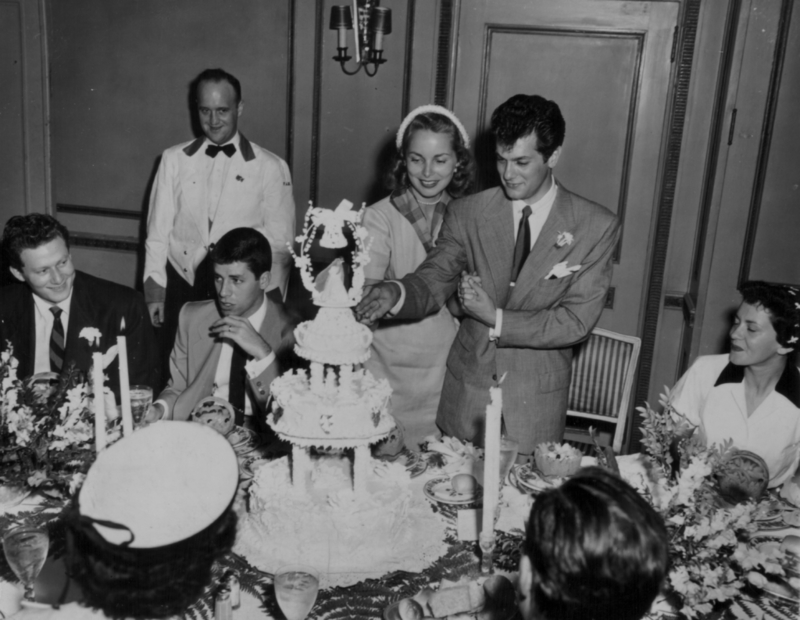 Janet Leigh and Tony Curtis | Getty Images Photo by Archive Photos