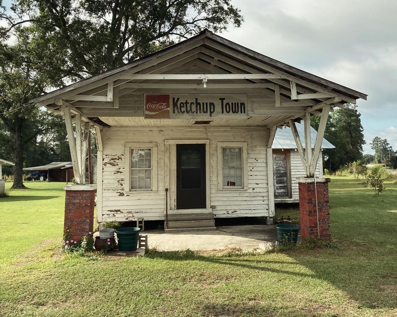 Ketchuptown, South Carolina | Instagram/@p4k9