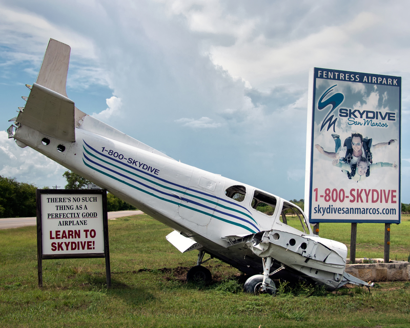 Advertising, Texas Style | xradiophotog/Shutterstock